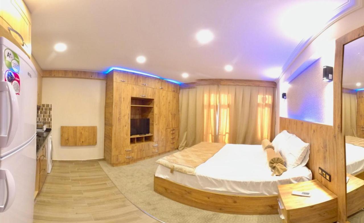 Otel Nour &